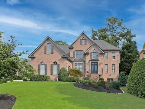 585 St Regis Ln, Johns Creek, GA 30022