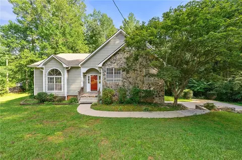 6400 Nickajack Pl, Douglasville, GA 30135
