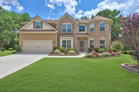 1315 Slate Bend Dr, Dacula, GA 30019