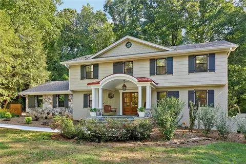 5667 Stillwater Ct, Stone Mountain, GA 30087