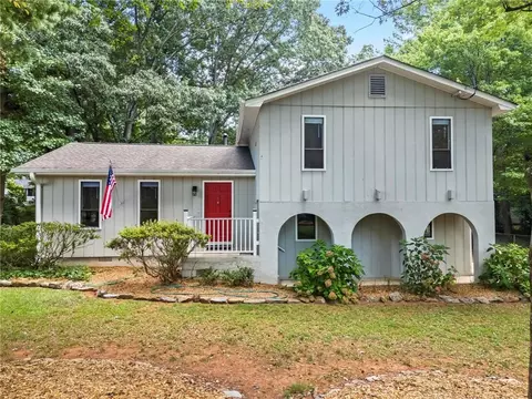 243 Quail Ct, Woodstock, GA 30188
