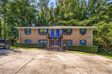 575 Springwoods Dr, Forest Park, GA 30297