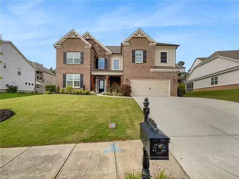 1676 Greenspring Ct, Hoschton, GA 30548