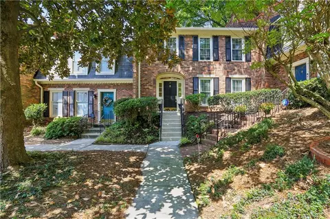 17 Jefferson Hill Pl NE, Atlanta, GA 30342