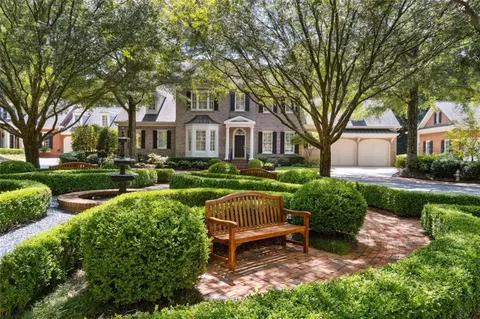 1108 Bellewood Sq, Dunwoody, GA 30338