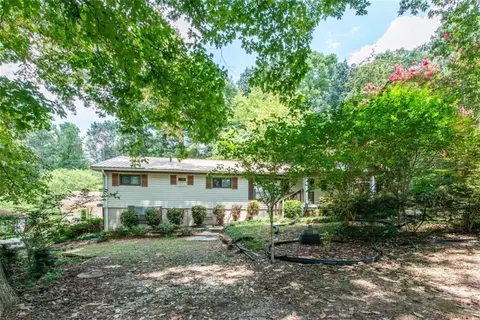 6514 John West Rd, Winston, GA 30187