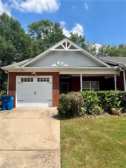 6876 Tara Oaks Dr, Riverdale, GA 30274