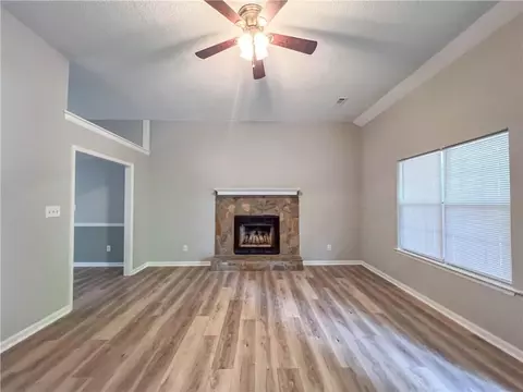 70 Thomas Trl, Covington, GA 30016 photo 3