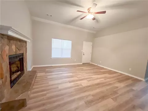 70 Thomas Trl, Covington, GA 30016 photo 5