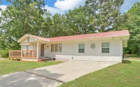 5236 Grant Rd, Gainesville, GA 30506