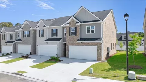 285 Silver Moon Dr #72, Loganville, GA 30052