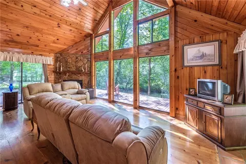 1364 Cashes Valley Ln, Cherry Log, GA 30522 photo 12
