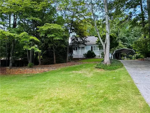 2606 Ramblewood Ct, Acworth, GA 30102