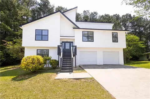 200 Lori Ln, Riverdale, GA 30296