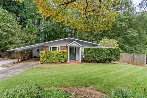 2109 Dundee Dr SE, Smyrna, GA 30080