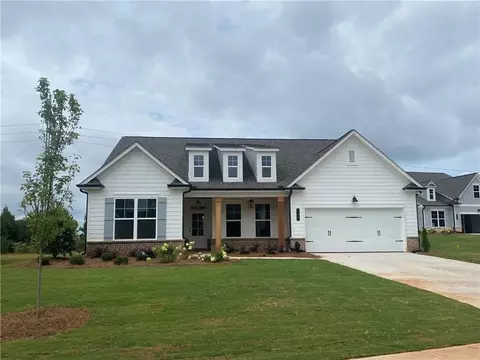 767 Glenside Dr, Jefferson, GA 30549