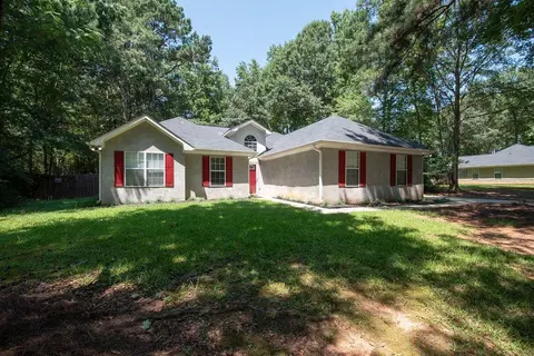 122 Michaels Xing, Sharpsburg, GA 30277