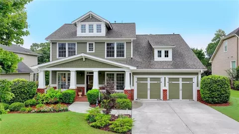 7219 Lake Sterling Blvd, Flowery Branch, GA 30542
