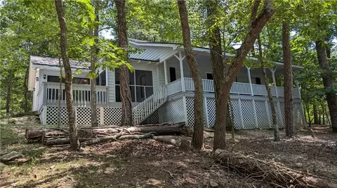 275 Lakewood Dr, Waleska, GA 30183