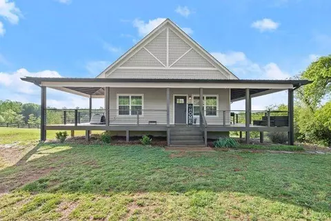 8974 Skitts Mountain Rd, Lula, GA 30554
