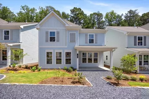 3823 Cottage Cir, Clarkston, GA 30021