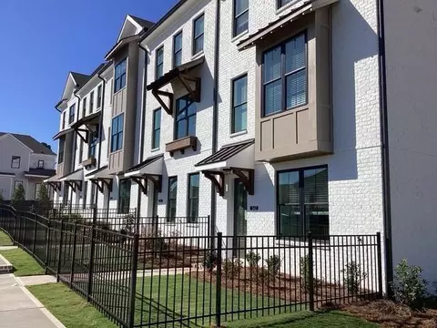 631 Silva St #129, Cumming, GA 30040