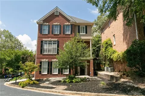 2493 Manor Walk, Decatur, GA 30030