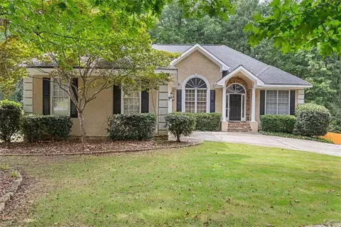 125 Windsong Dr, Stockbridge, GA 30281