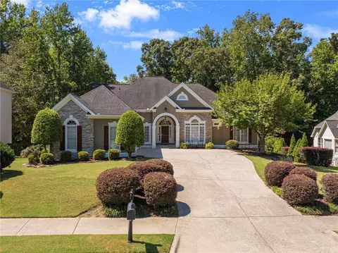1875 Bentbrooke Trl, Lawrenceville, GA 30043