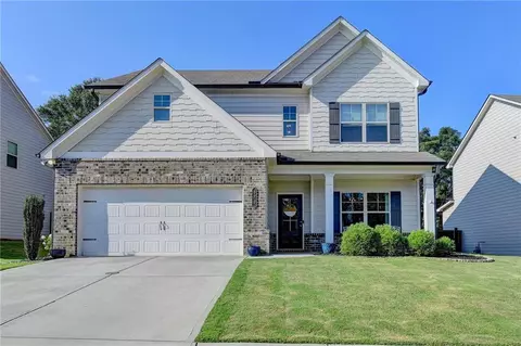 676 Brighton Park Cir, Hoschton, GA 30548