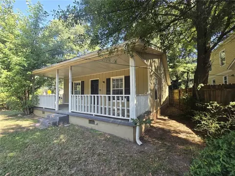 1917 Connally Dr, East Point, GA 30344