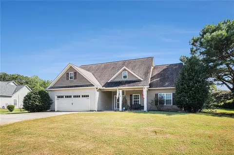 33 Earl North Rd, Newnan, GA 30263