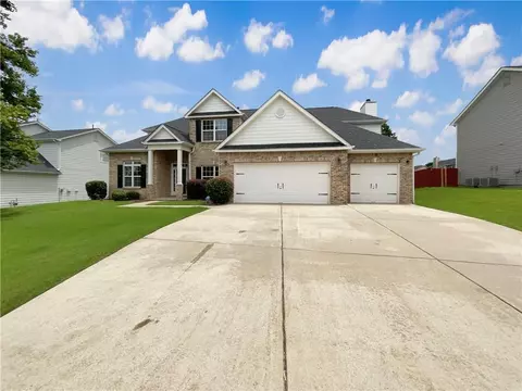 6661 Delaware Bnd, Fairburn, GA 30213