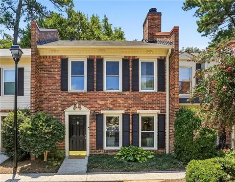 7 James River Pl, Atlanta, GA 30342