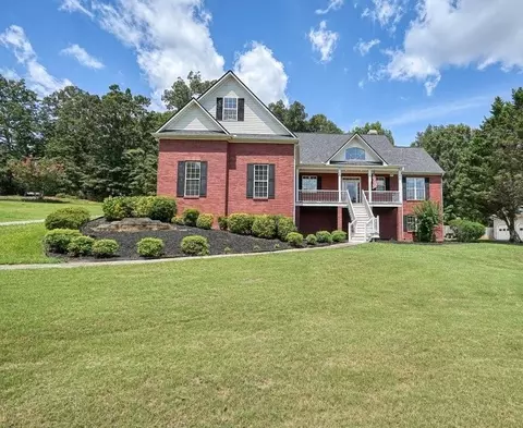 15 Scarlett Oak Dr NE, Cartersville, GA 30121