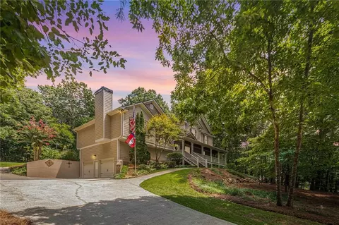 415 Gray Fox Dr, Canton, GA 30114