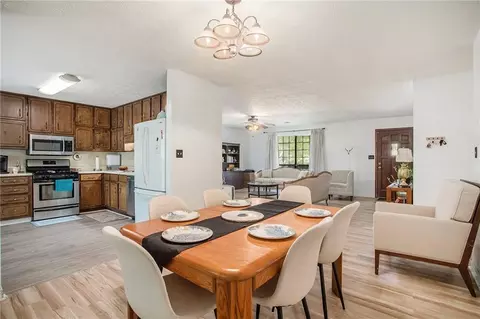 233 Farmbrook Pkwy, Stockbridge, GA 30281 photo 5
