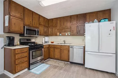 233 Farmbrook Pkwy, Stockbridge, GA 30281 photo 7