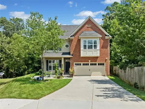2310 Copper Trail Ln, Buford, GA 30519