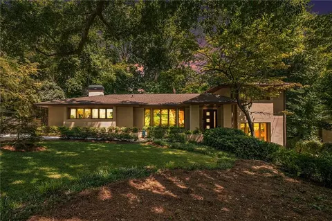 1068 Wildwood Rd NE, Atlanta, GA 30306