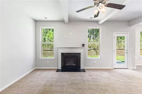 598 Toronto Cir, Hampton, GA 30228 photo 6