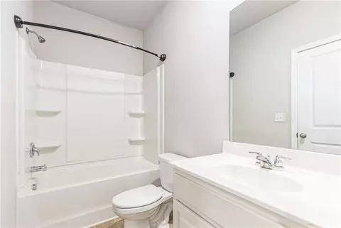 598 Toronto Cir, Hampton, GA 30228 photo 17