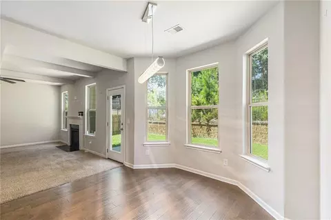 598 Toronto Cir, Hampton, GA 30228 photo 9