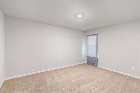 598 Toronto Cir, Hampton, GA 30228 photo 16