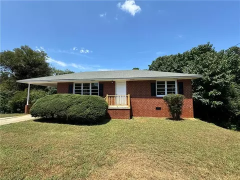 8 Mockingbird Dr, Cartersville, GA 30120