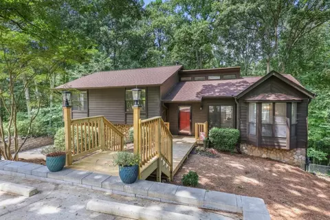 5120 Forest Mist Dr SE, Smyrna, GA 30082