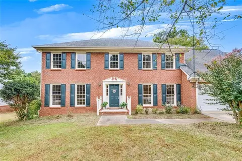 2331 Gary Cir, Snellville, GA 30039