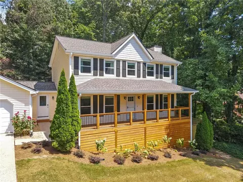 500 Farm Cove Ct, Roswell, GA 30075