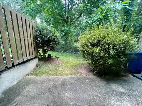 3653 Cobble Mill Ln, Clarkston, GA 30021