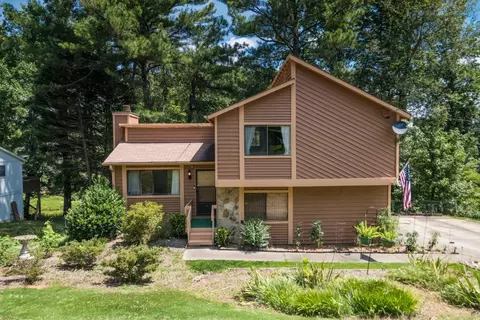 3095 Hidden Lake Dr, Duluth, GA 30096